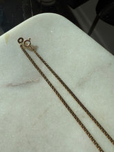 Load image into Gallery viewer, Vintage 14k Yellow Gold Flat Box Chain 19.5”
