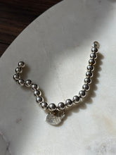 Load image into Gallery viewer, Tiffany &amp; Co. Heart Tag Ball Bracelet 7”

