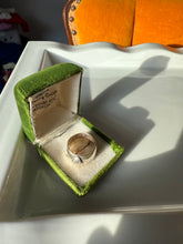 Load image into Gallery viewer, Vintage 1940s Sterling Ring Size 8
