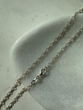 Load image into Gallery viewer, Sterling Silver Oval Link Chain 18”
