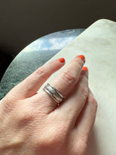 Load image into Gallery viewer, Vintage Engraved Sterling Silver Solid Band Size 7
