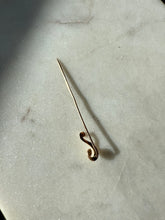 Load image into Gallery viewer, Antique 10k Rosey Gold Pearl Question Mark Stick Pin

