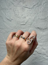 Load image into Gallery viewer, Midcentury 14k Gold Band Ring Size 6
