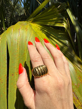 Load image into Gallery viewer, Milor Italy 14k Resin Ring Size 9.25
