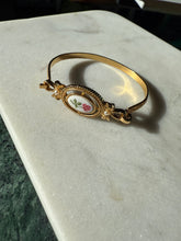 Load image into Gallery viewer, Avon Vintage Gold Plated Bangle Bracelet 6.25”

