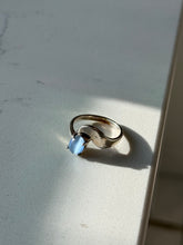 Load image into Gallery viewer, Vintage Blue Cats Eye Sterling Silver Ring Size 8

