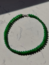 Load image into Gallery viewer, Vintage Green Quartz Bead Necklace 18”
