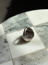 Load image into Gallery viewer, Vintage Siam Sterling Silver Etched Dome Ring Size 7
