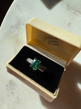 Load image into Gallery viewer, Green Sterling Silver Ring Size 9.25
