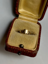 Load image into Gallery viewer, Hearts 10k Gold Ring
