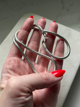 Load image into Gallery viewer, Vintage Milor 950 High Yield Silver Chain 18”

