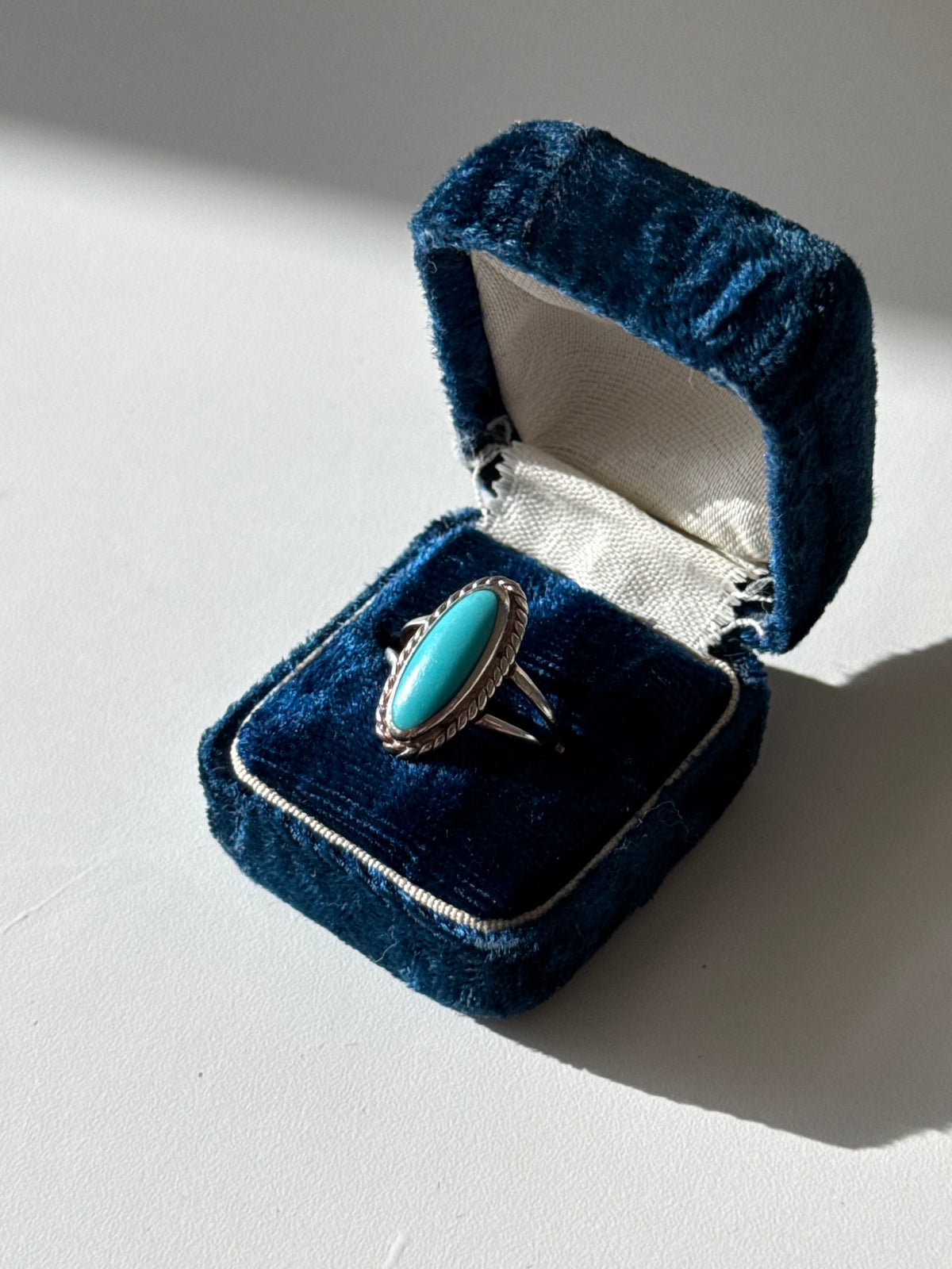 Vintage Turquoise Sterling Silver Ring Size 6
