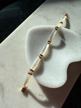 Load image into Gallery viewer, Mother of Pearl 14k Gold Bracelet 7.25”
