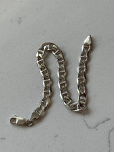 Load image into Gallery viewer, Flat Mariner Link Solid Sterling Silver Bracelet 8”
