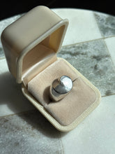 Load image into Gallery viewer, Sterling Silver Ring Size 6.5
