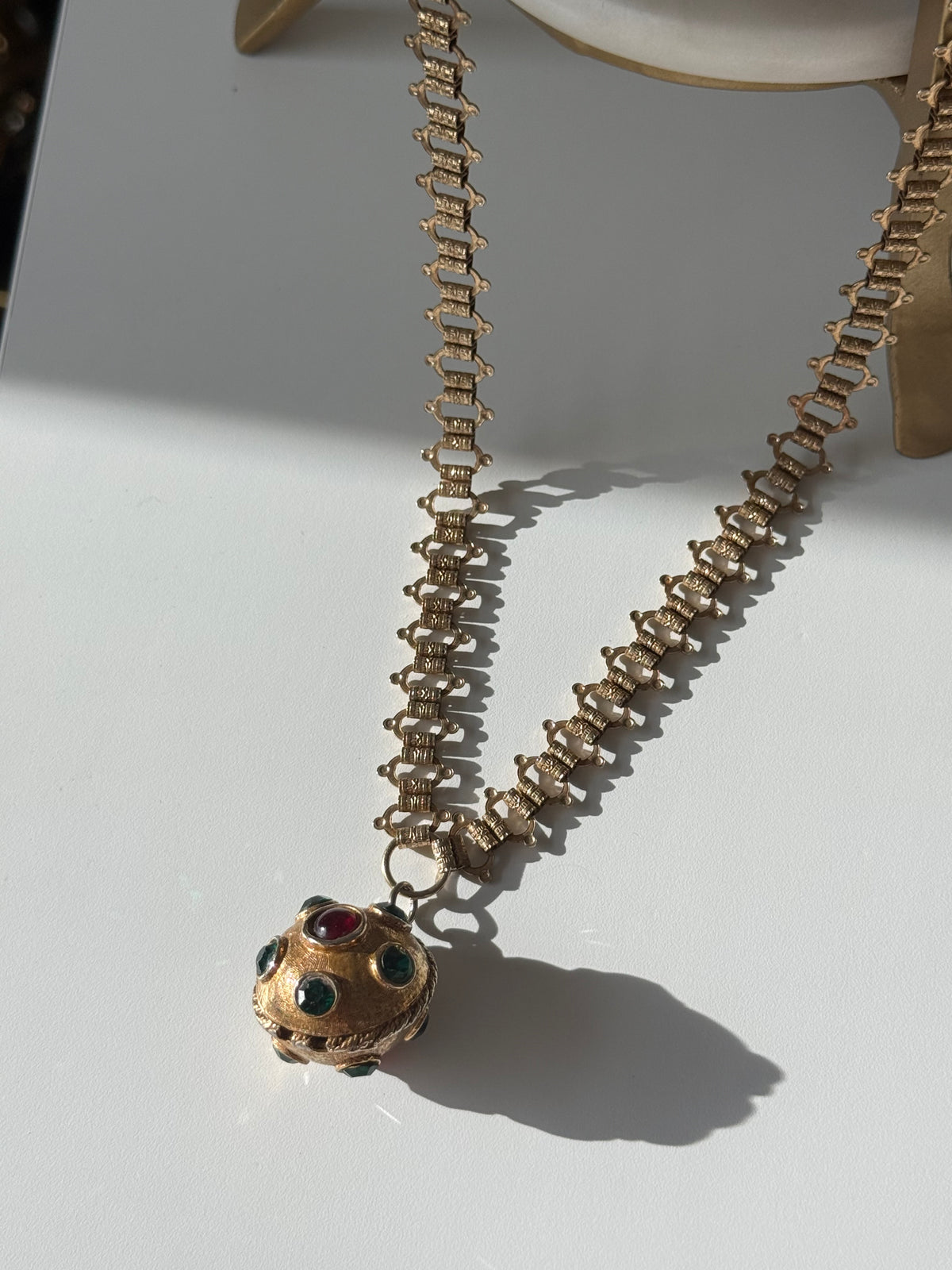 Vintage Sarah Coventry Gold Plated Bookchain Necklace 22”