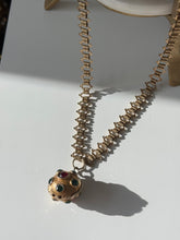 Load image into Gallery viewer, Vintage Sarah Coventry Gold Plated Bookchain Necklace 22”
