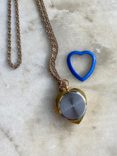 Load image into Gallery viewer, Interchangeable Bezel Heart Vintage Watch Necklace
