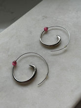 Load image into Gallery viewer, Pink Cats Eye Sterling Swirl Earrings
