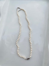 Load image into Gallery viewer, Pearl Sterling Silver Heart Necklace
