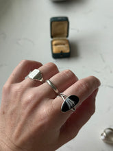 Load image into Gallery viewer, Banded Agate Sterling Silver Ring Size 9
