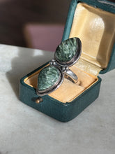 Load image into Gallery viewer, Seraphinite Sterling Silver Ring Size 6

