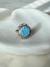 Load image into Gallery viewer, Vintage Carved Sterling Silver Ring Size 5
