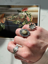 Load image into Gallery viewer, Vintage Sterling Silver Ring Size 10.25
