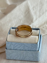 Load image into Gallery viewer, Vintage Southwestern Opal Black Onyx Inlay 14k Gold Ring Size 6
