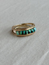 Load image into Gallery viewer, Vintage Southwestern Opal Black Onyx Inlay 14k Gold Ring Size 6
