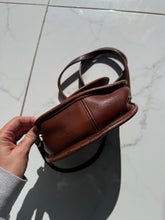 Load image into Gallery viewer, Vintage Coach Tan Leather Crossbody Purse
