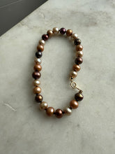 Load image into Gallery viewer, Vintage Pearl Strand 14k Gold Bracelet 6.75”
