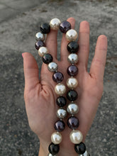 Load image into Gallery viewer, Chunky South Sea Pearl 14k Gold Necklace
