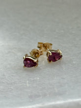 Load image into Gallery viewer, Vintage Natural Ruby 14k Gold Push Back Stud Earrings
