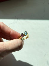 Load image into Gallery viewer, Vintage 18k Yellow Gold Blue Topaz &amp; Tourmaline Ring Size 6.75
