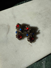 Load image into Gallery viewer, Vintage 1980s Gripoix Style Cabochon Chunky Clip On Earrings
