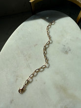 Load image into Gallery viewer, Gold Vermeil Paperclip Link Bracelet 7”
