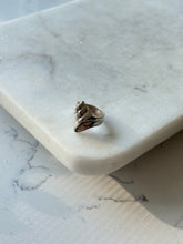 Load image into Gallery viewer, Vintage Sterling Silver Ring Size 5.75
