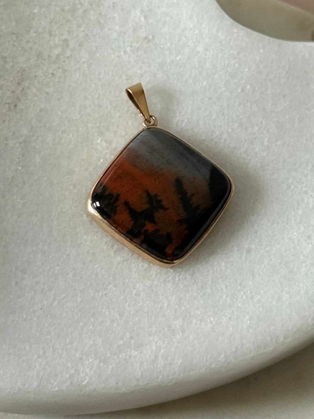 Midcentury 10k Gold Polished Petrified Wood Pendant