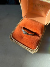 Load image into Gallery viewer, Sterling Silver Heart Ring Size 9
