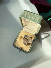 Load image into Gallery viewer, Vintage Sterling Silver Ring Size 9
