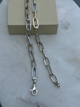 Load image into Gallery viewer, Milor Italy Paperclip Chain 20”
