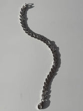 Load image into Gallery viewer, Vintage Sterling Silver Bracelet 7.75”
