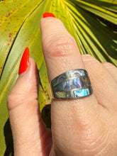 Load image into Gallery viewer, Abalone Sterling Silver Ring Size 8
