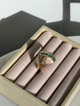 Load image into Gallery viewer, Vintage 1960s Starburst Set Diamond &amp; Emerald 14k Gold Ring
