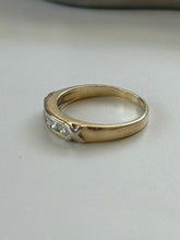 Load image into Gallery viewer, Diamond Solid 14k Gold Ring Size 5.5
