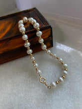 Load image into Gallery viewer, Pearl Strand 14k Gold Bracelet
