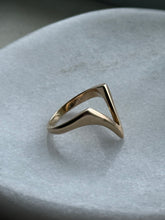 Load image into Gallery viewer, Vintage Solid 14k Yellow Gold Chevron Ring Size 8
