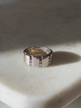 Load image into Gallery viewer, Vintage Sterling Silver Ring Size 7
