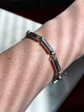 Load image into Gallery viewer, Vintage Sterling Silver Bracelet 8”
